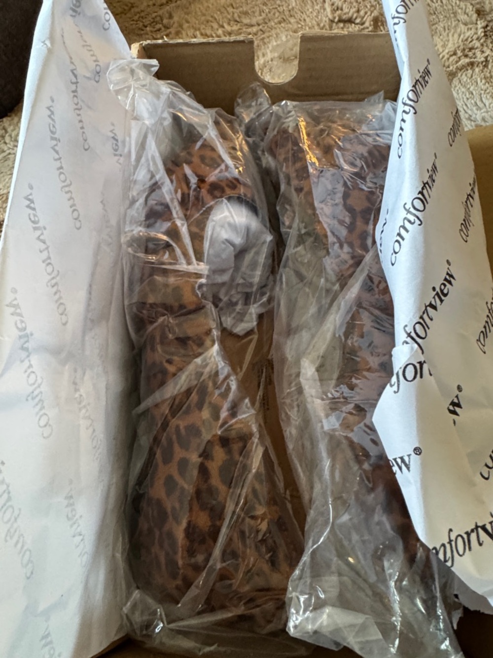 Comfortview Leopard Flats 9.5 Extra Wide WW Animal Print Pointed Toe NIB - Picture 7 of 9